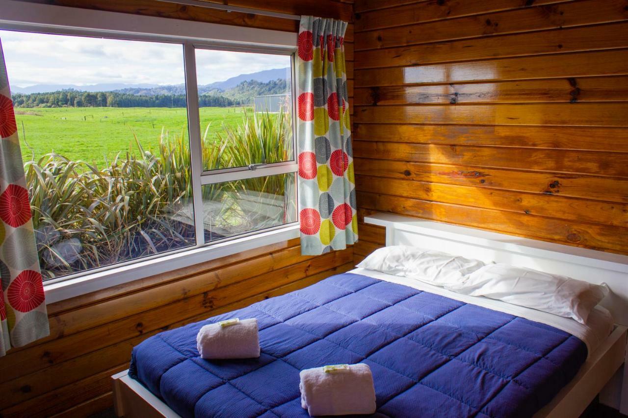 Little Wanganui Hotel Exterior photo